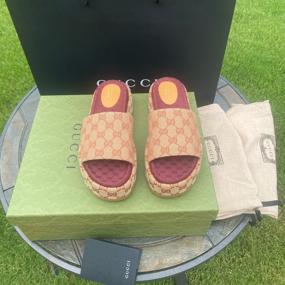 Gucci Angelina platform slide sandals, size EU38/US8